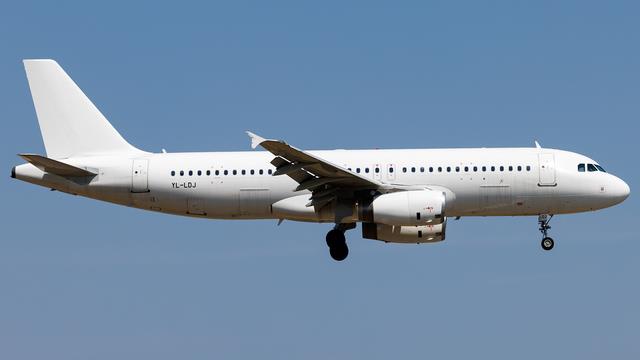 YL-LDJ:Airbus A320-200:SmartLynx Airlines
